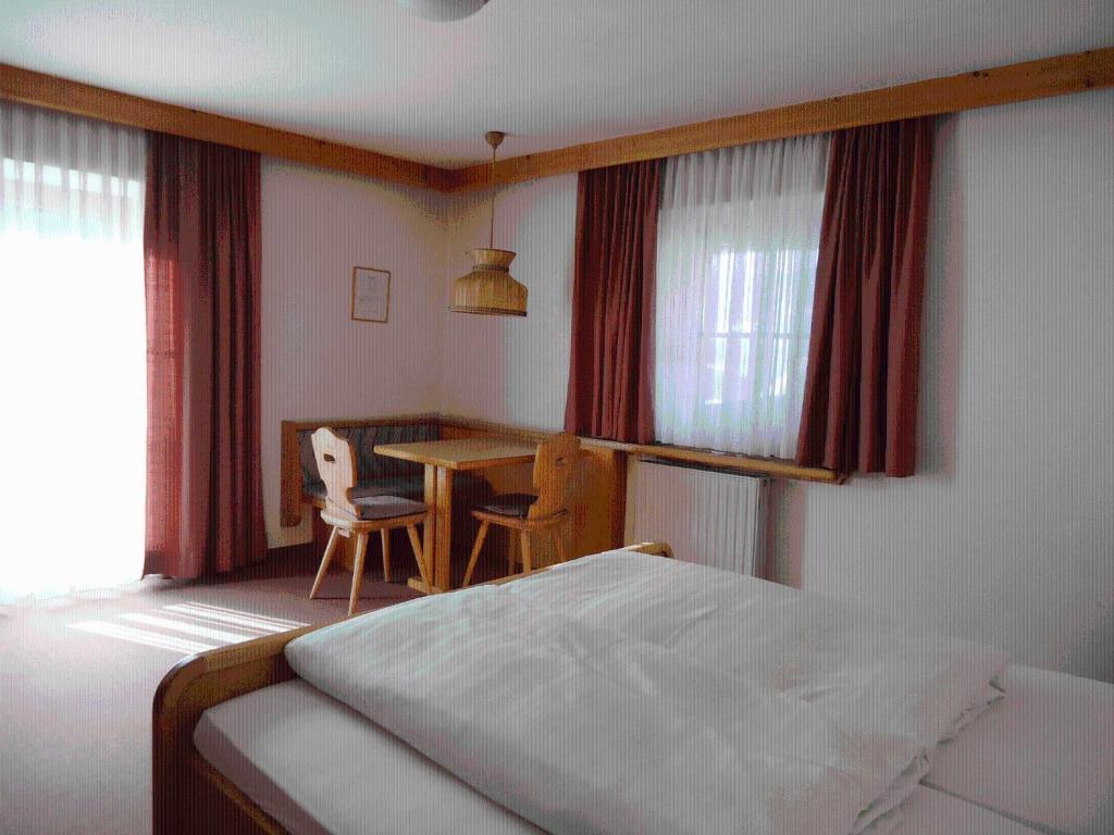 Landgasthof Dorferwirt Oberau Szoba fotó